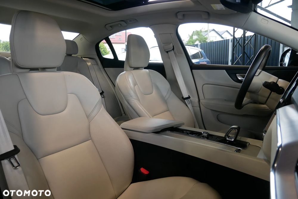 Volvo S60 - 13