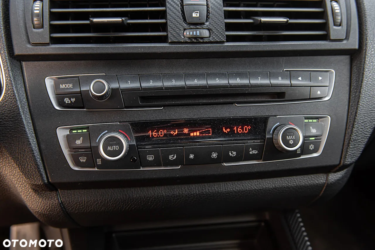 BMW Seria 1 118i - 19