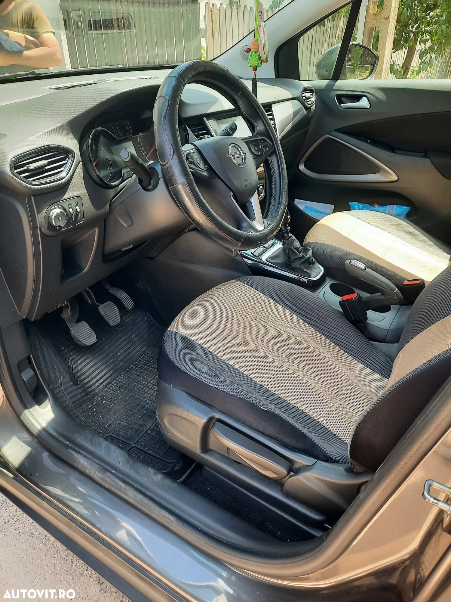 Opel Crossland - 7