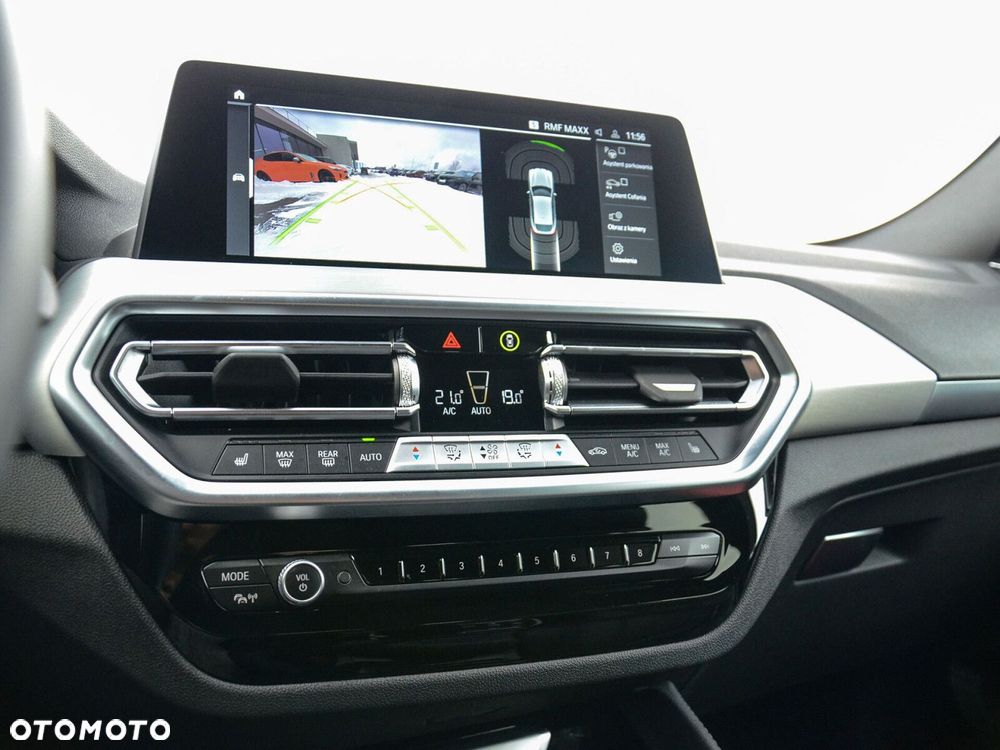 BMW X4 - 26