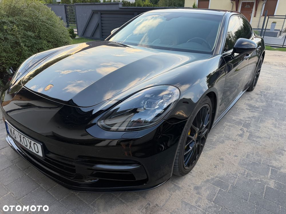 Porsche Panamera - 5