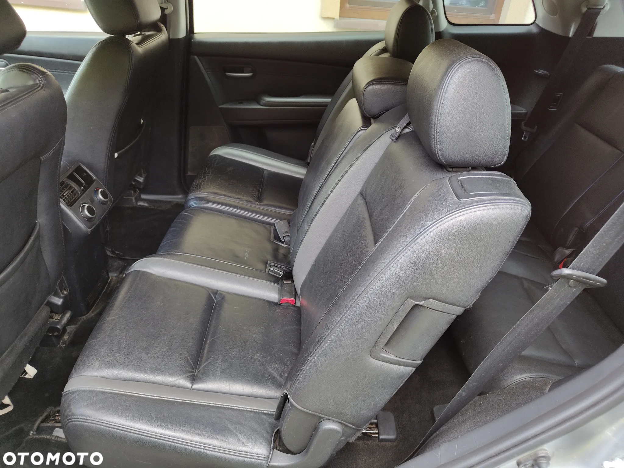 Mazda CX-9 - 10