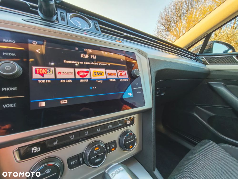 Volkswagen Passat 1.8 TSI BMT Comfortline DSG - 19