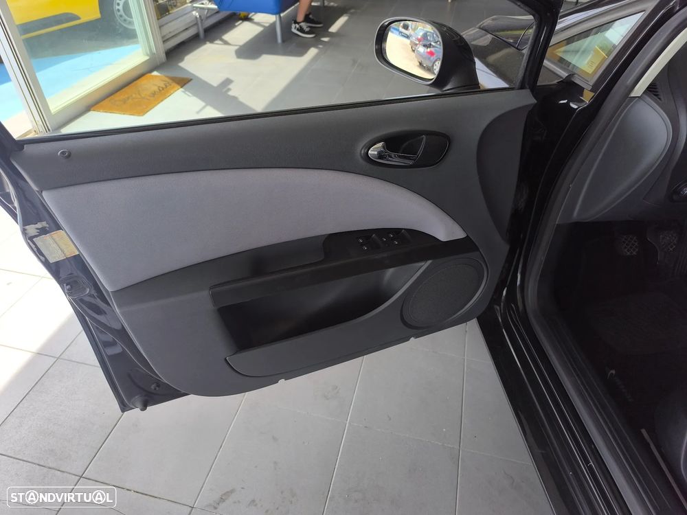 SEAT Leon 1.9 TDI Sport - 9
