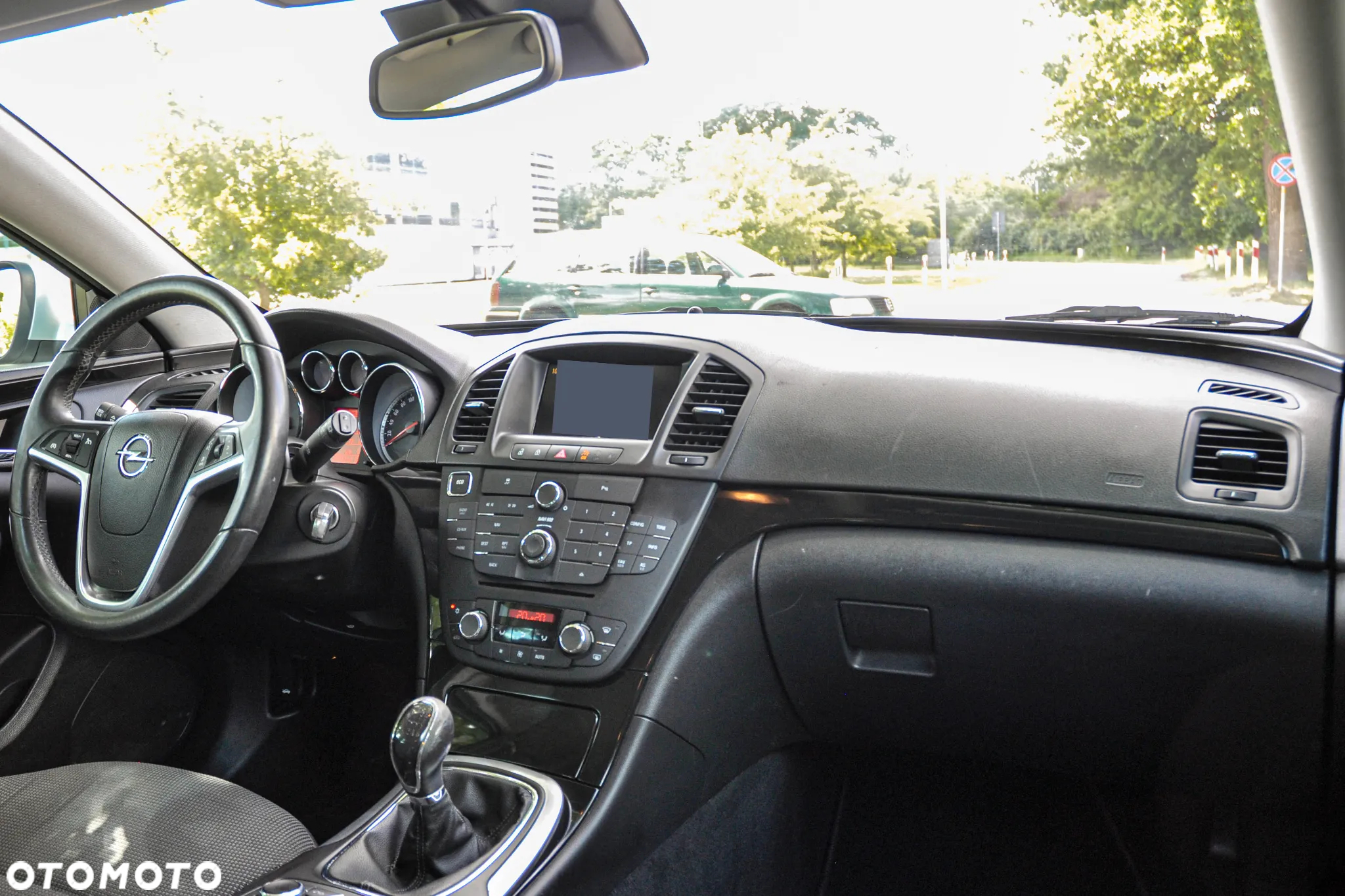 Opel Insignia - 10
