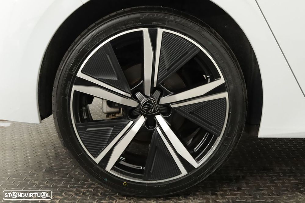 Peugeot 308 1.2 PureTech GT EAT8 - 5