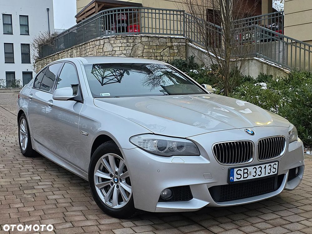 BMW Seria 5 525d xDrive - 2