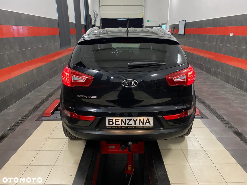 Kia Sportage 2.0 M - 14