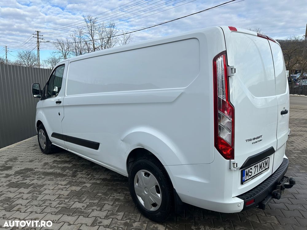 Ford Transit Custom - 11