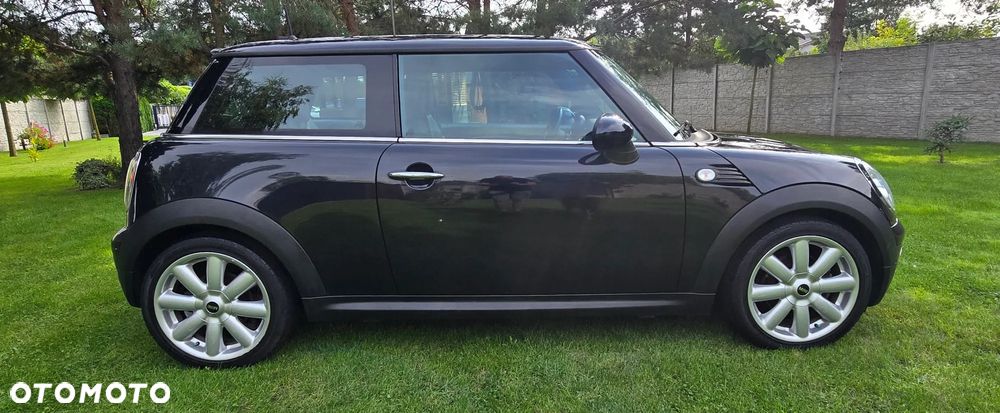MINI Cooper Standard - 4