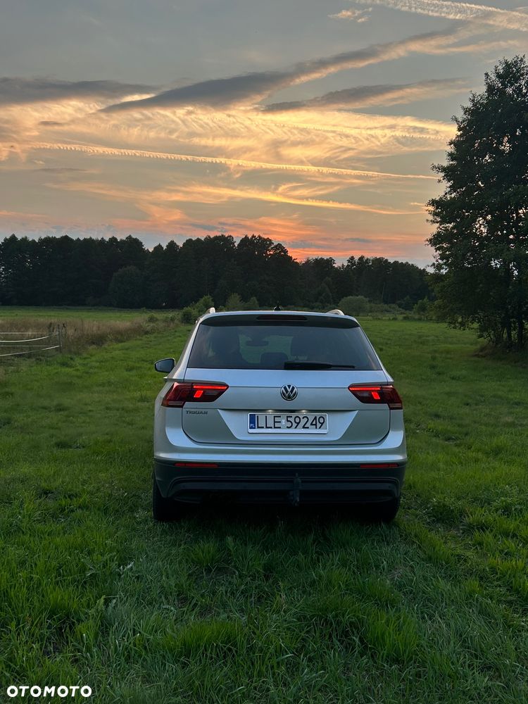 Volkswagen Tiguan - 9
