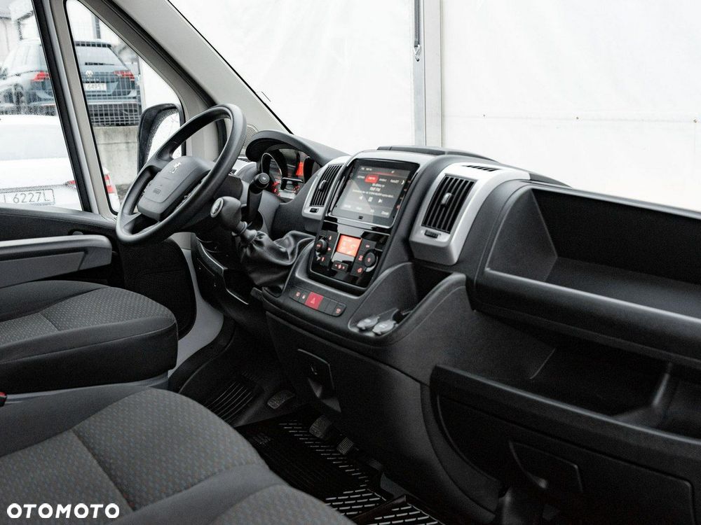 Peugeot Boxer - 25