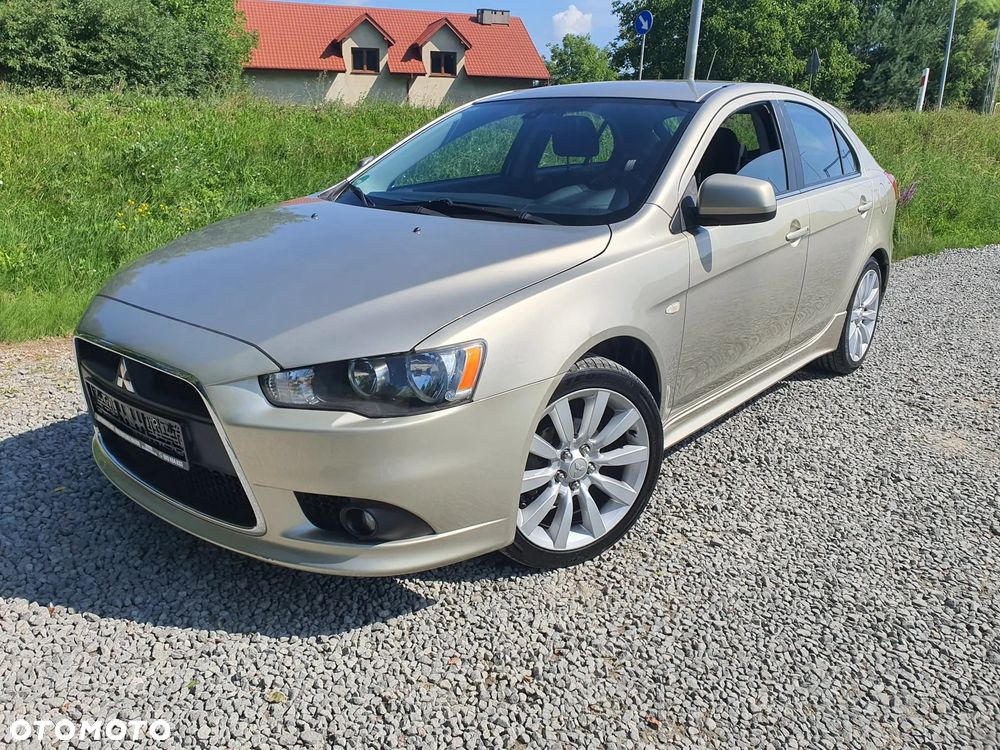 Mitsubishi Lancer 1.8 Intense