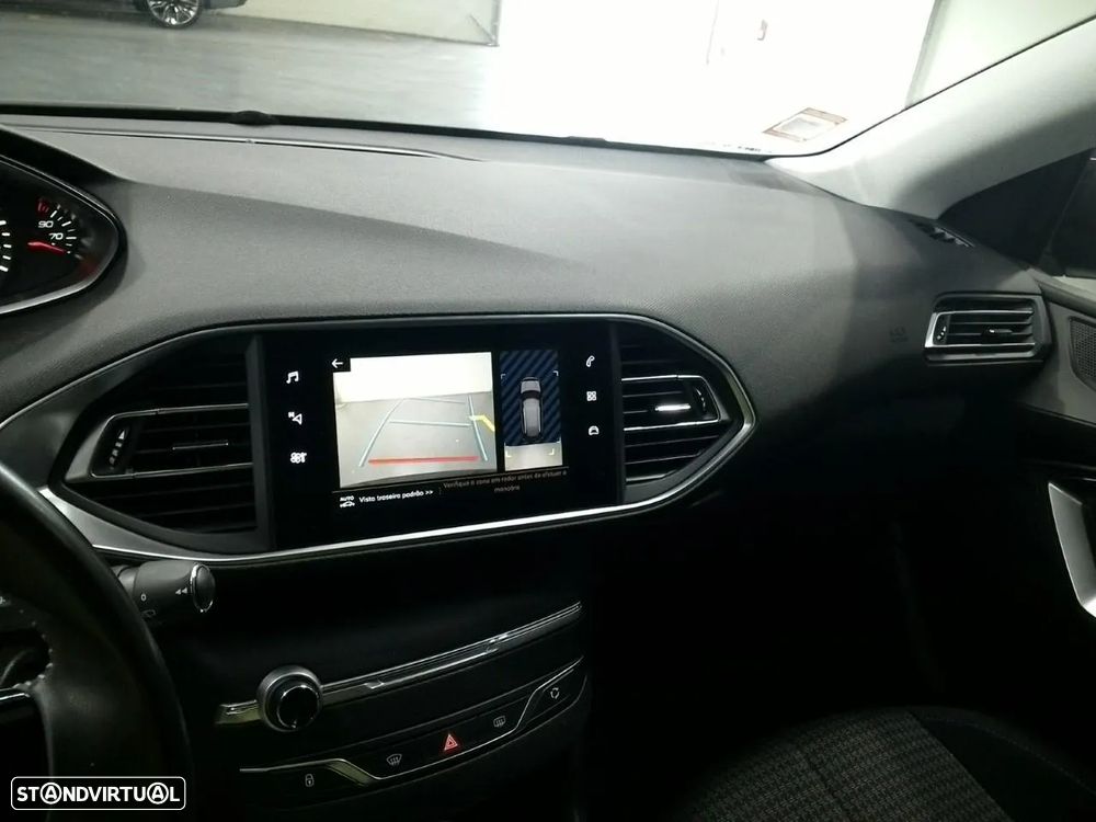 Peugeot 308 SW 1.5 BlueHDi Style - 6