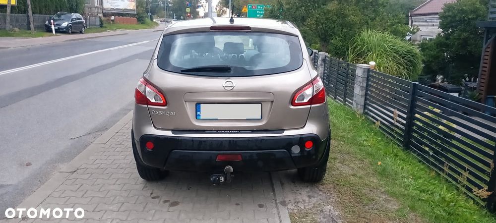 Nissan Qashqai - 2