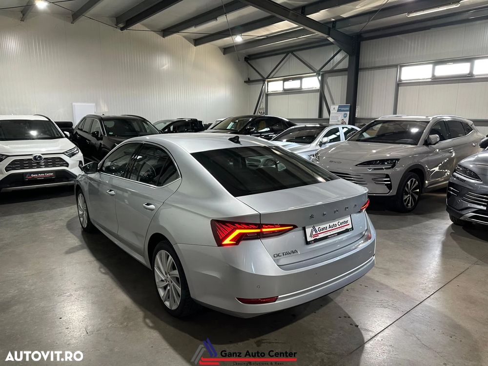 Skoda Octavia 2.0 TDI DSG Style - 32