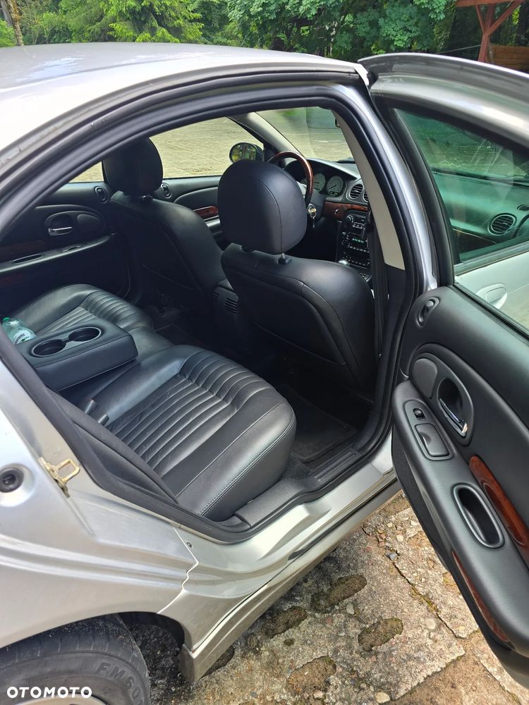 Chrysler 300M - 23