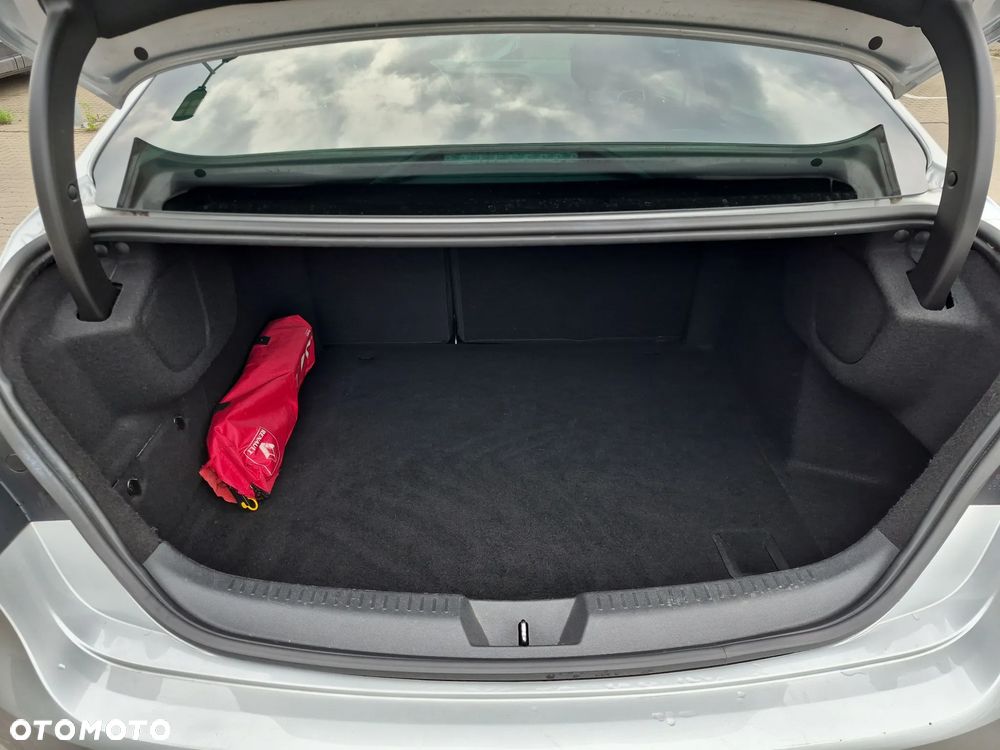 Renault Megane 1.5 Blue dCi Intens EDC - 17