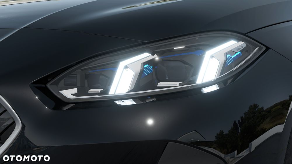 BMW Seria 2 220i mHEV - 8