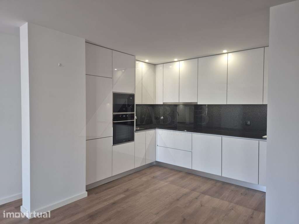 Apartamento T2 com Elevador - Grande imagem: 5/19