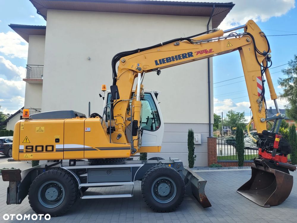 Liebherr 900 C / ROTOTILT ze szczypcami / 5400h / STAN IDEALNY !! / - 2