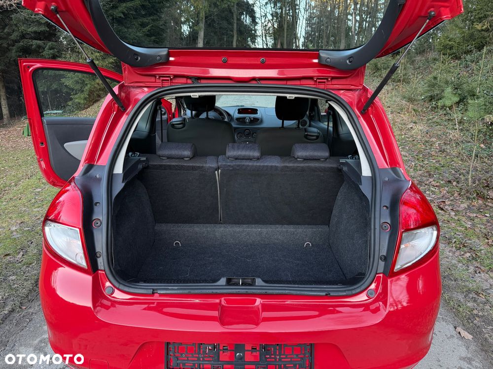 Renault Clio 1.2 16V Authentique - 23