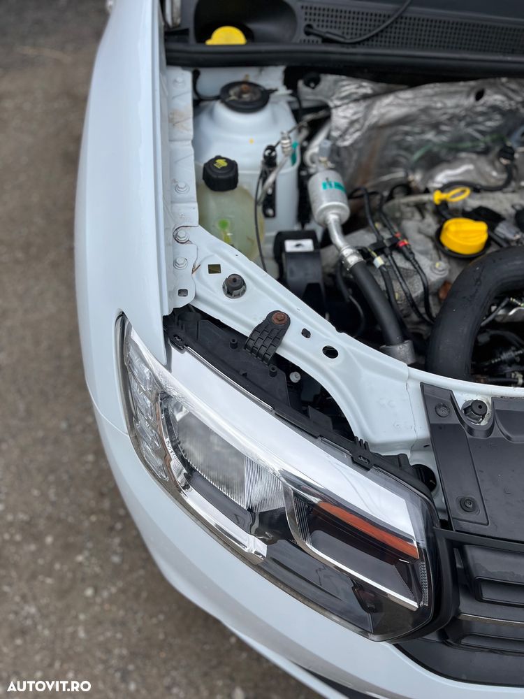 Dacia Logan 0.9 TCe 90 CP Prestige - 12