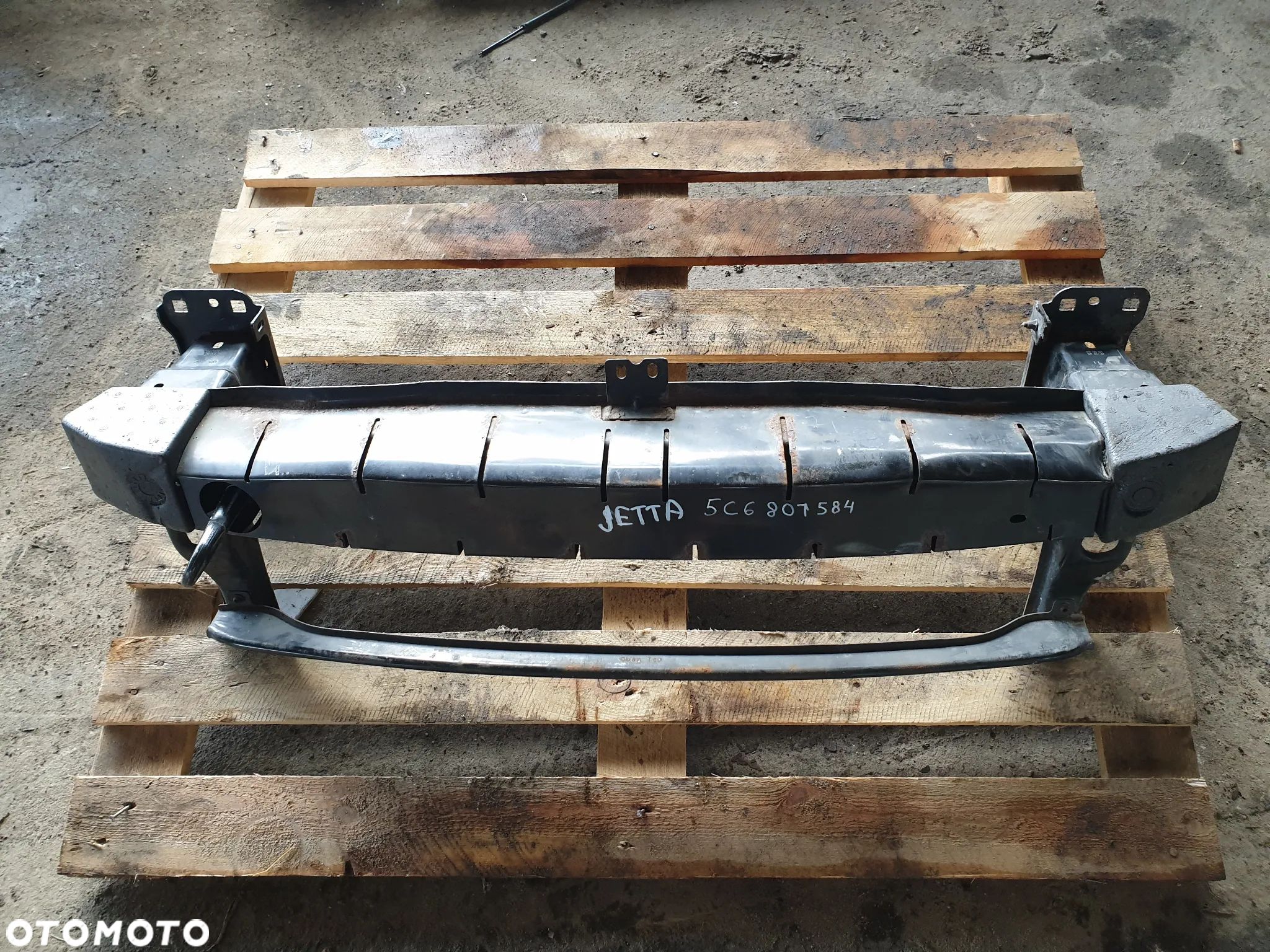 VW Jetta 5C belka zderzaka przód wzmocnienie  5c6807929 ucho holownicze wkrętka wkręcane - 1