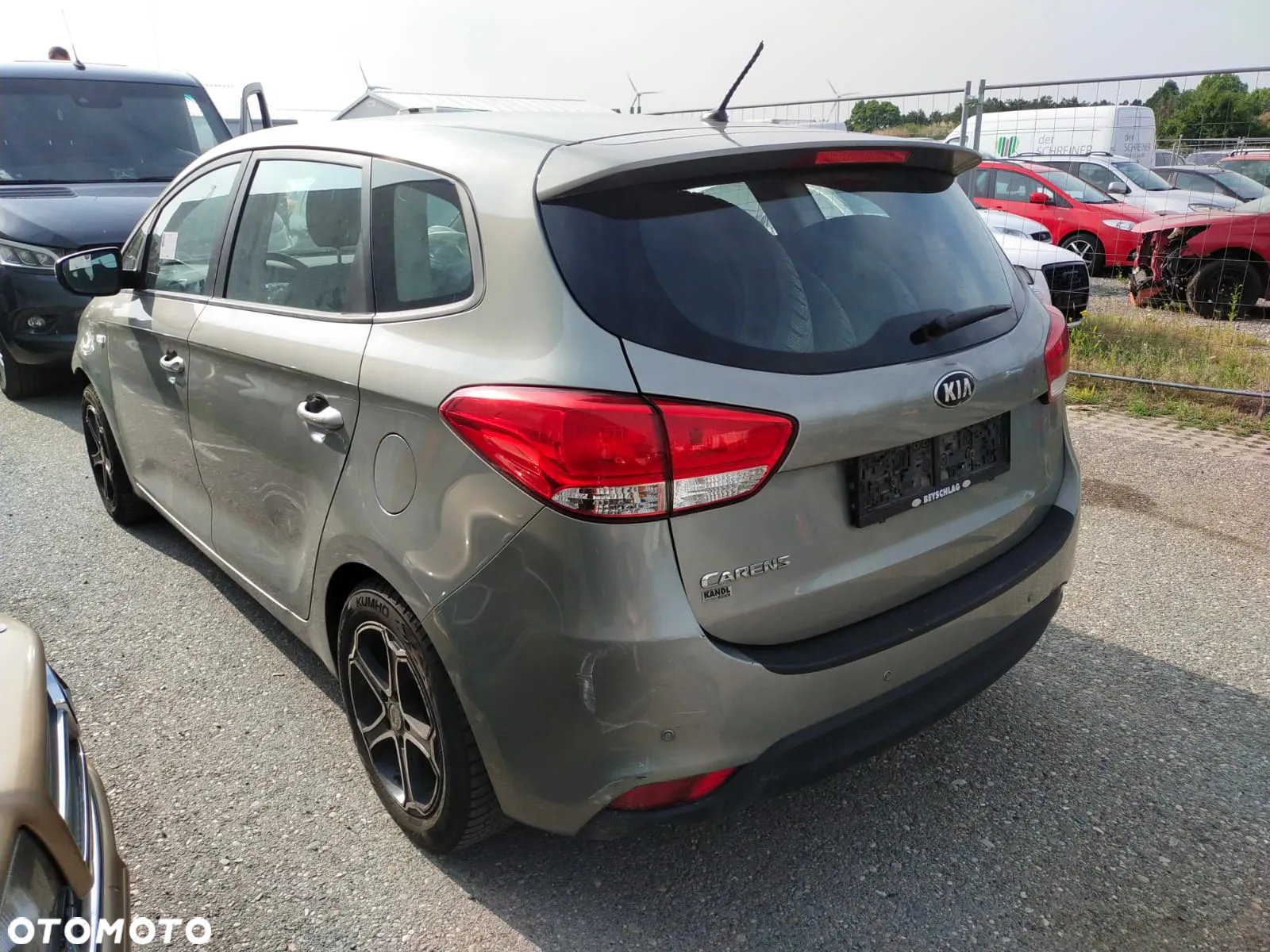 Kia Carens 1.6 GDI M - 6