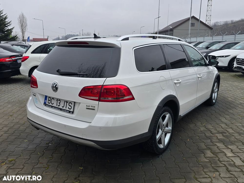 Volkswagen Passat Alltrack 2.0 TDI 4Motion BlueMotion Tec - 4