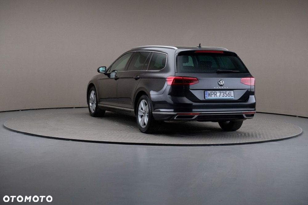 Volkswagen Passat Variant 2.0 TSI Elegance DSG - 2