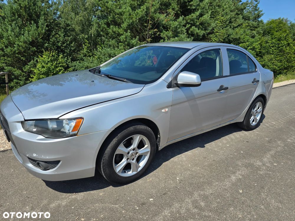 Mitsubishi Lancer 1.5 Inform - 3