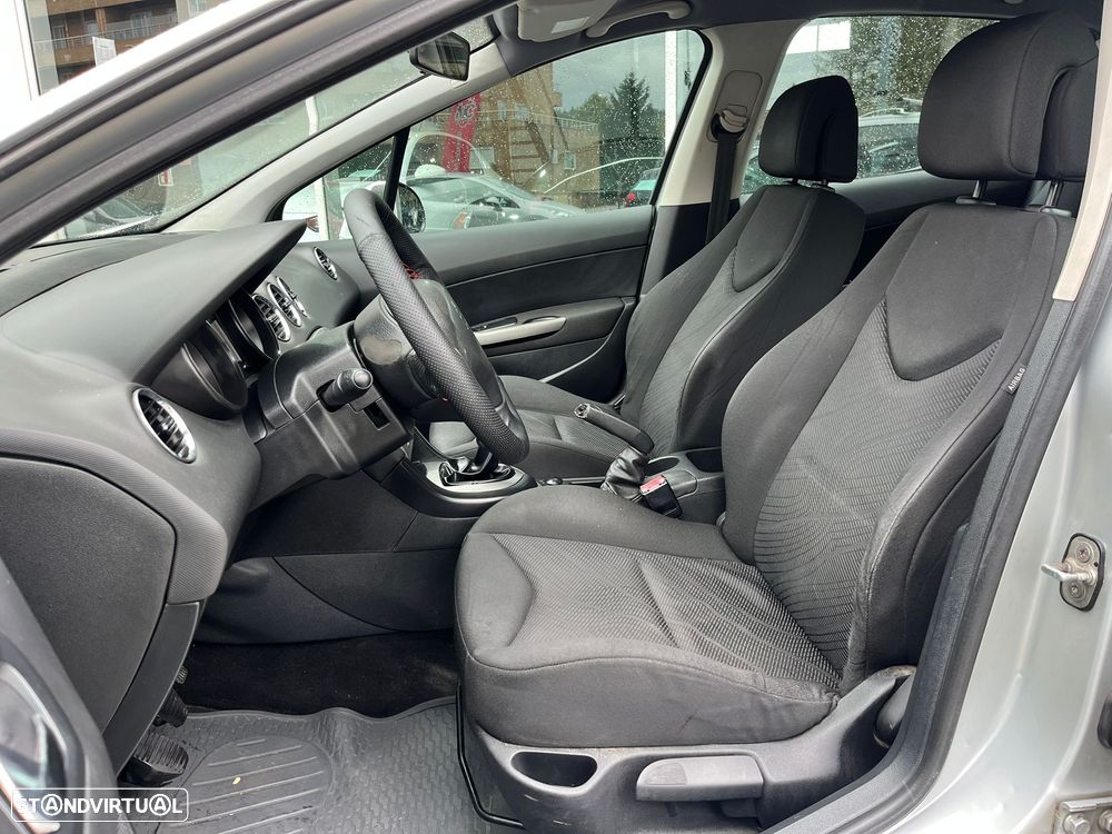Peugeot 308 1.6 HDi Executive - 9