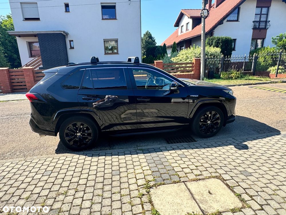 Toyota RAV4 - 4