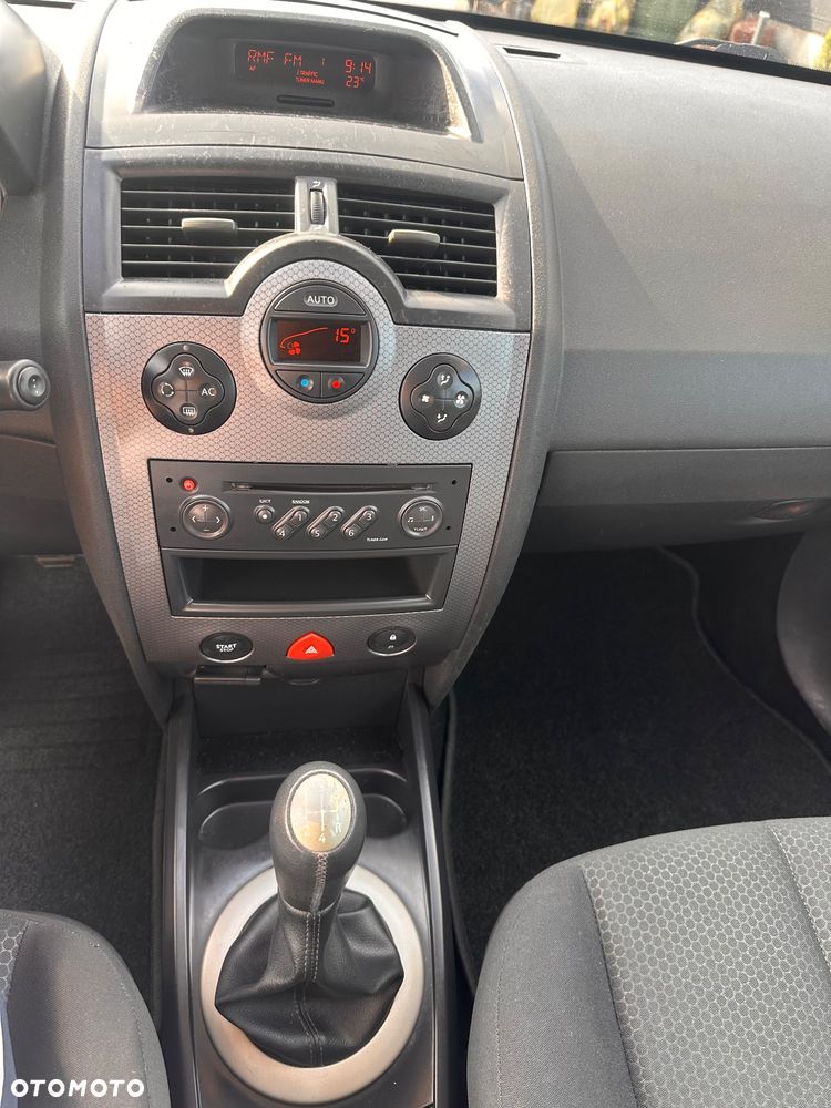 Renault Megane 1.6 Confort Expression - 13