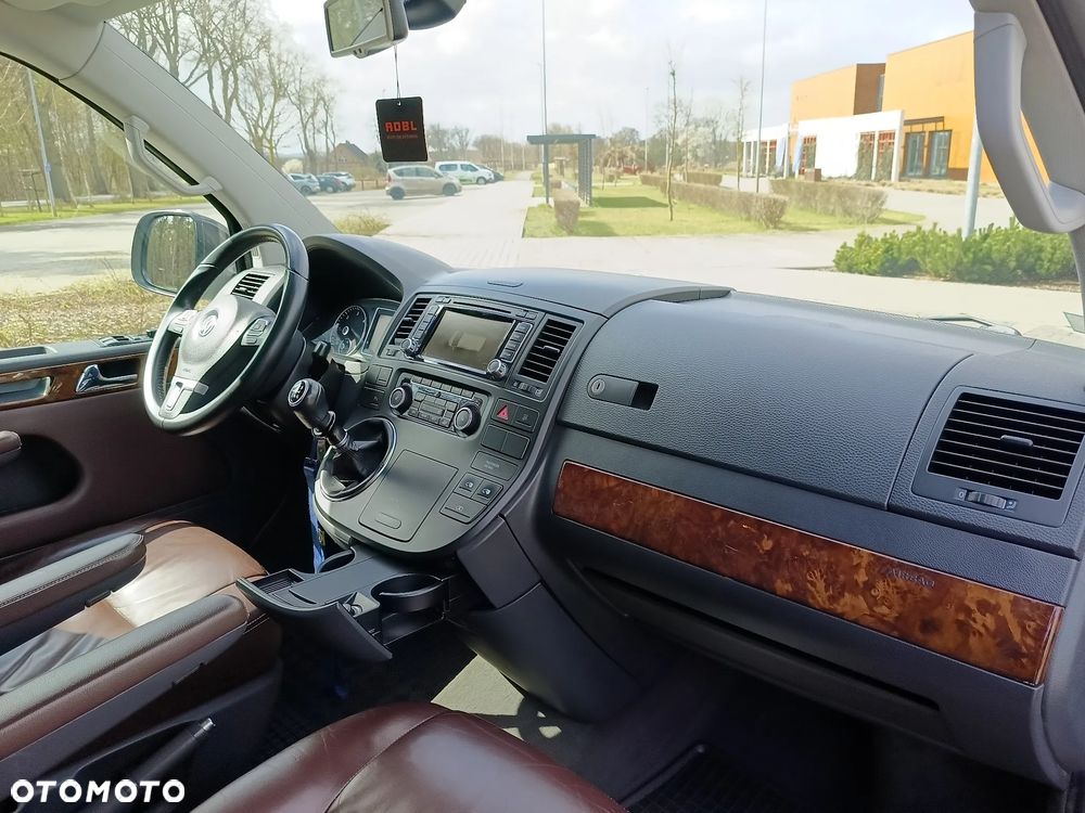 Volkswagen Multivan L1 Highline - 10