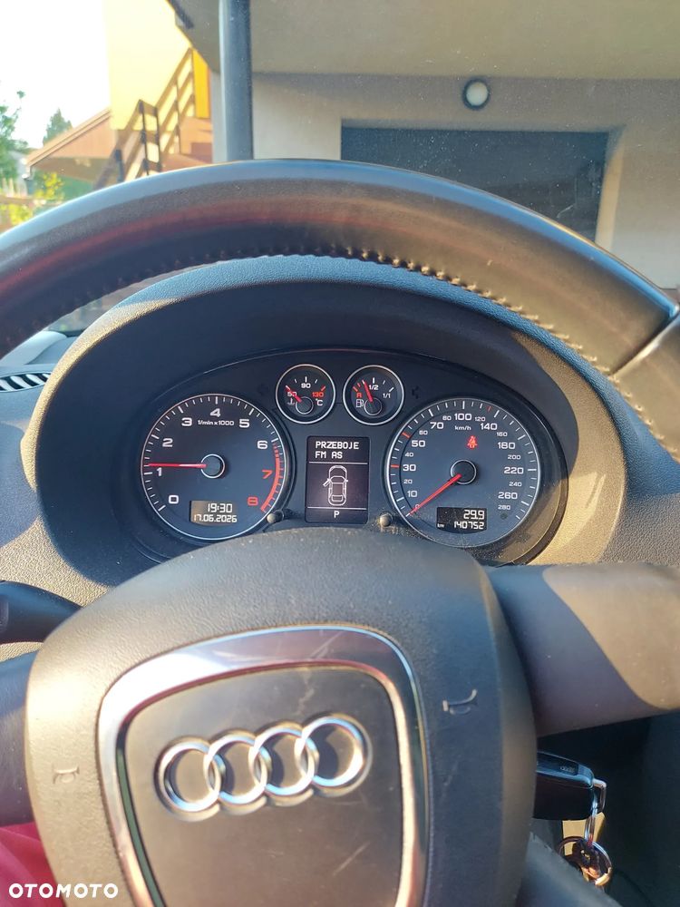 Audi A3 Sportback 1.2 TFSI Attraction S tronic - 3