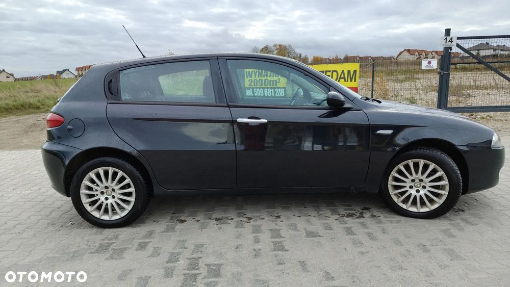 Alfa Romeo 147 - 6