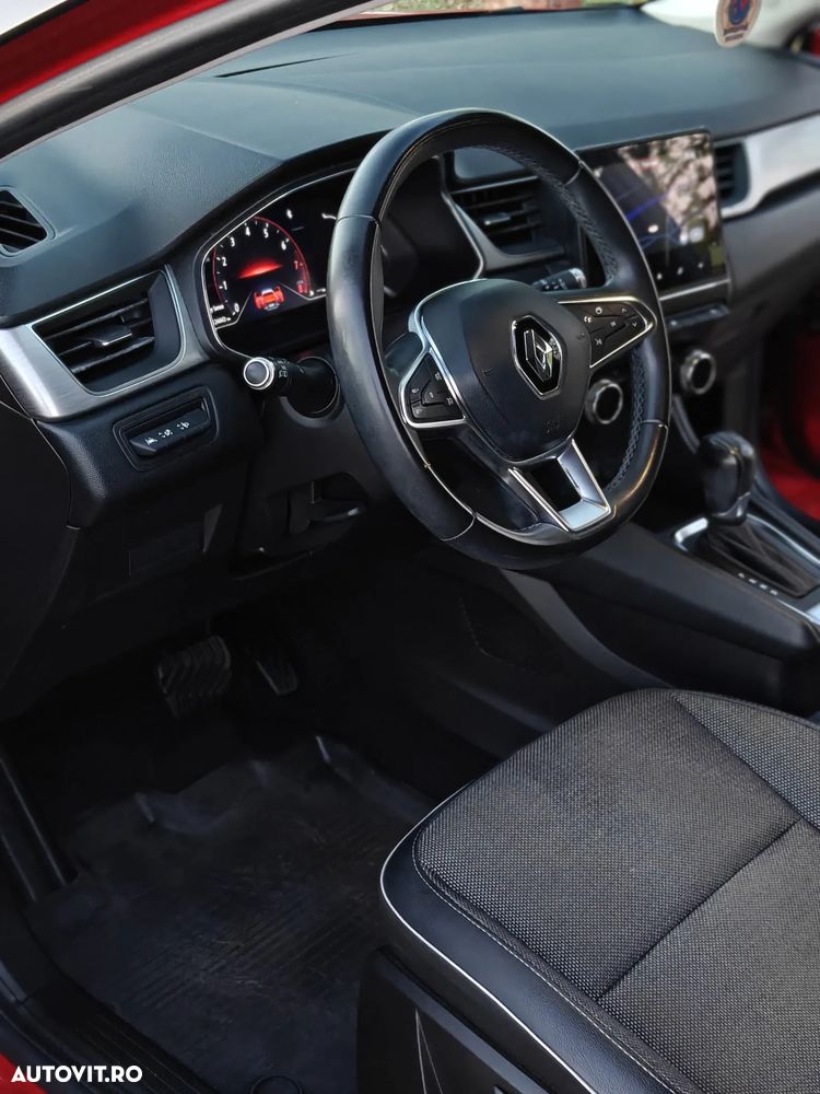 Renault Captur - 24