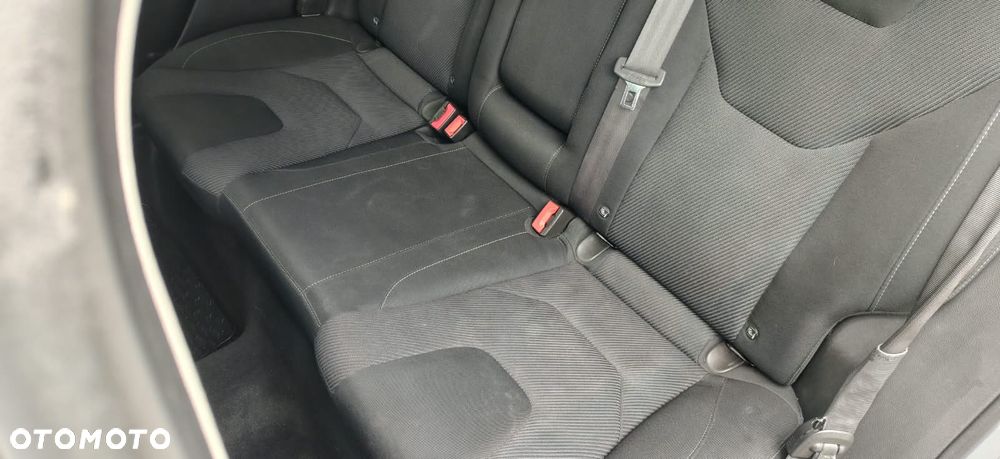 Ford Mondeo - 14
