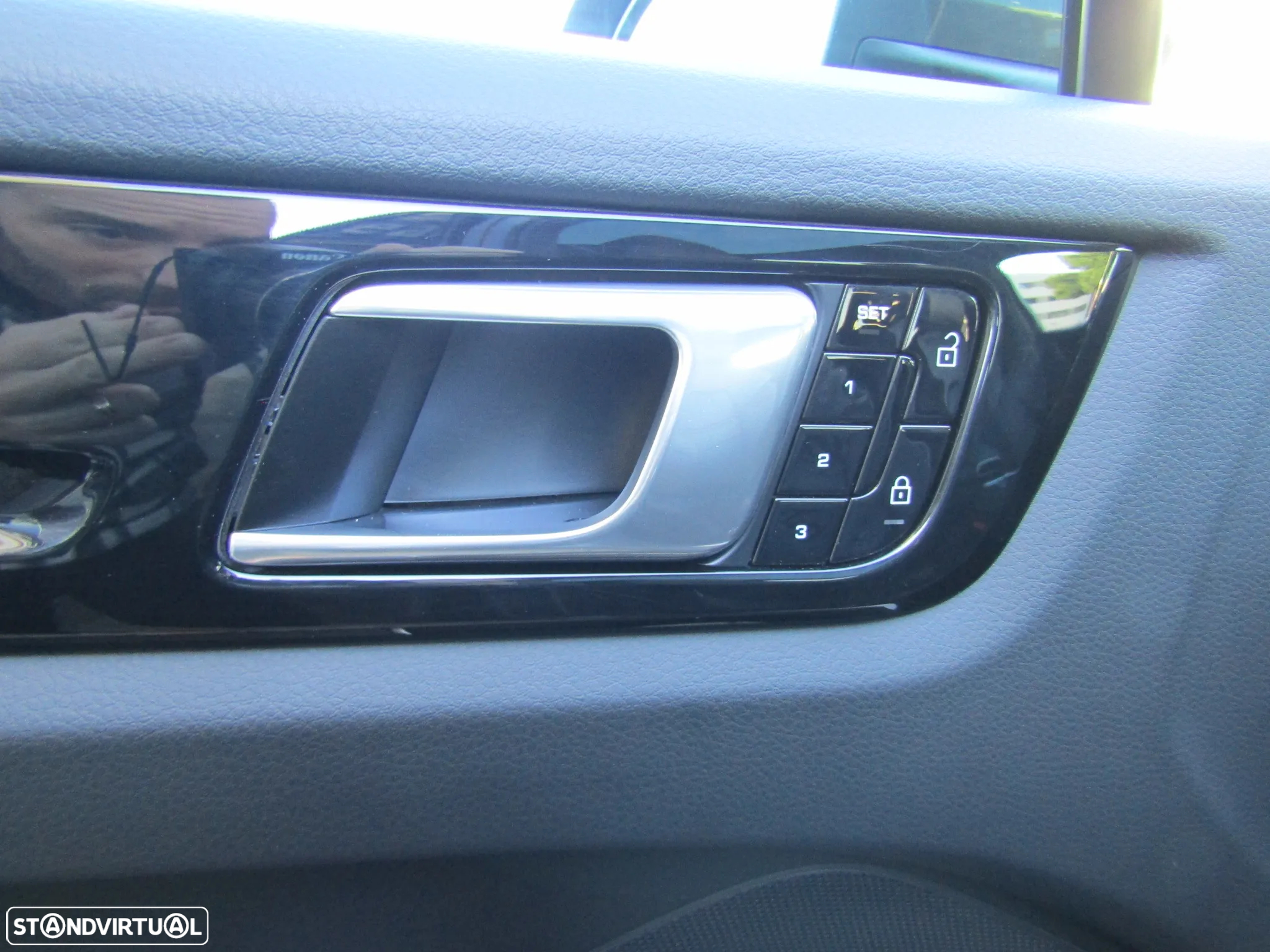 Porsche Cayenne Coupé E-Hybrid - 11