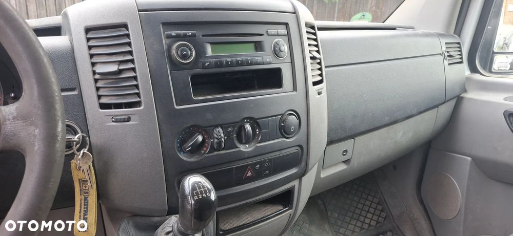 Mercedes-Benz SPRINTER - 13