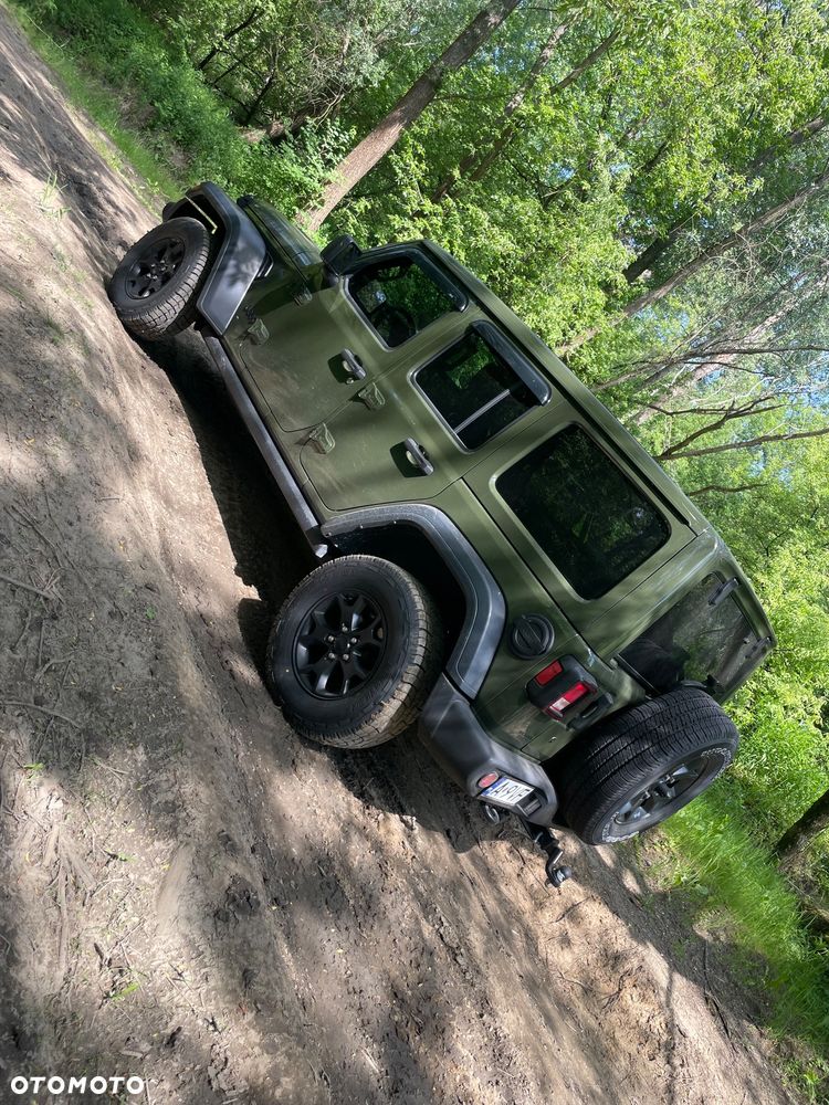 Jeep Wrangler - 20