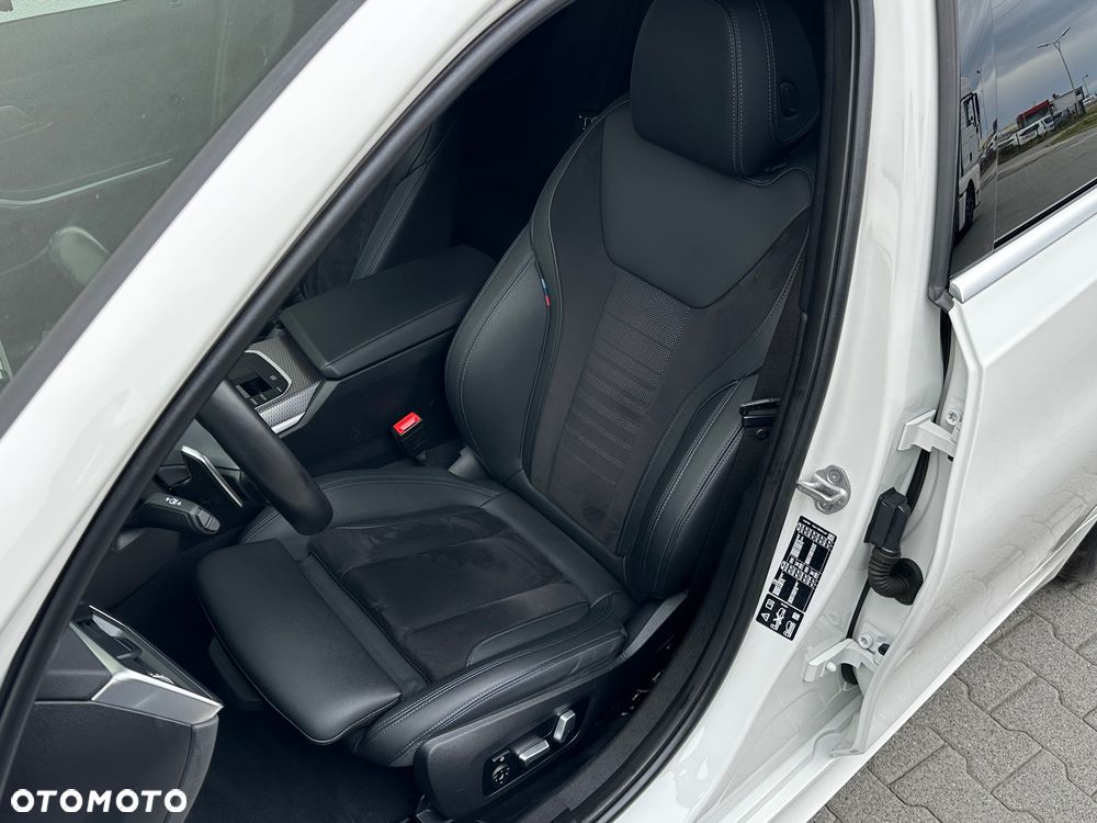 BMW Seria 3 320d xDrive M Sport - 21