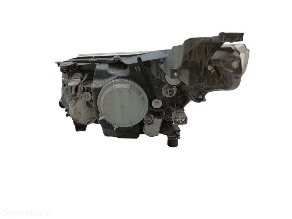 LAMPA PRAWY PRZÓD TOYOTA AVENSIS T27 LIFT (2012-2015) 1.8 VALVEMATIC 147KM 10000-17685 - 5