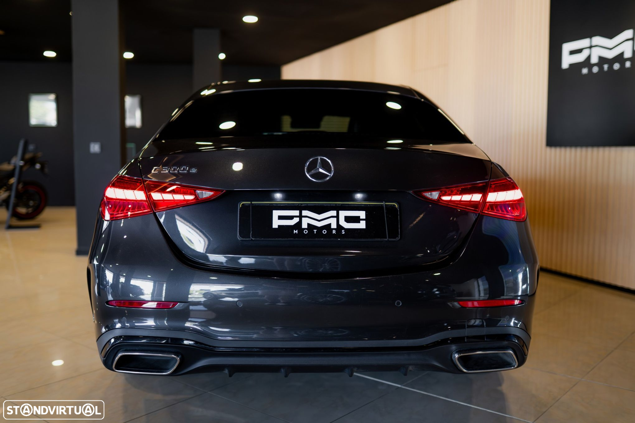 Mercedes-Benz C 300 e AMG Line - 11