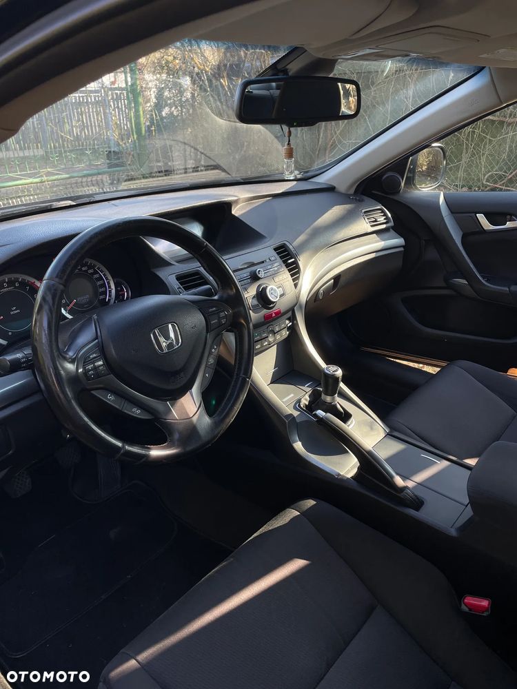 Honda Accord 2.0 Elegance - 16