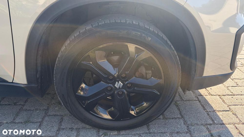 Suzuki Vitara 1.4 Boosterjet Premium 4WD - 16