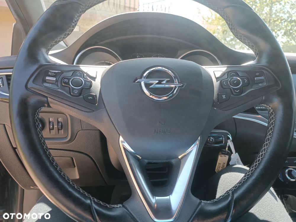 Opel Astra 1.4 Turbo Start/Stop Business - 19