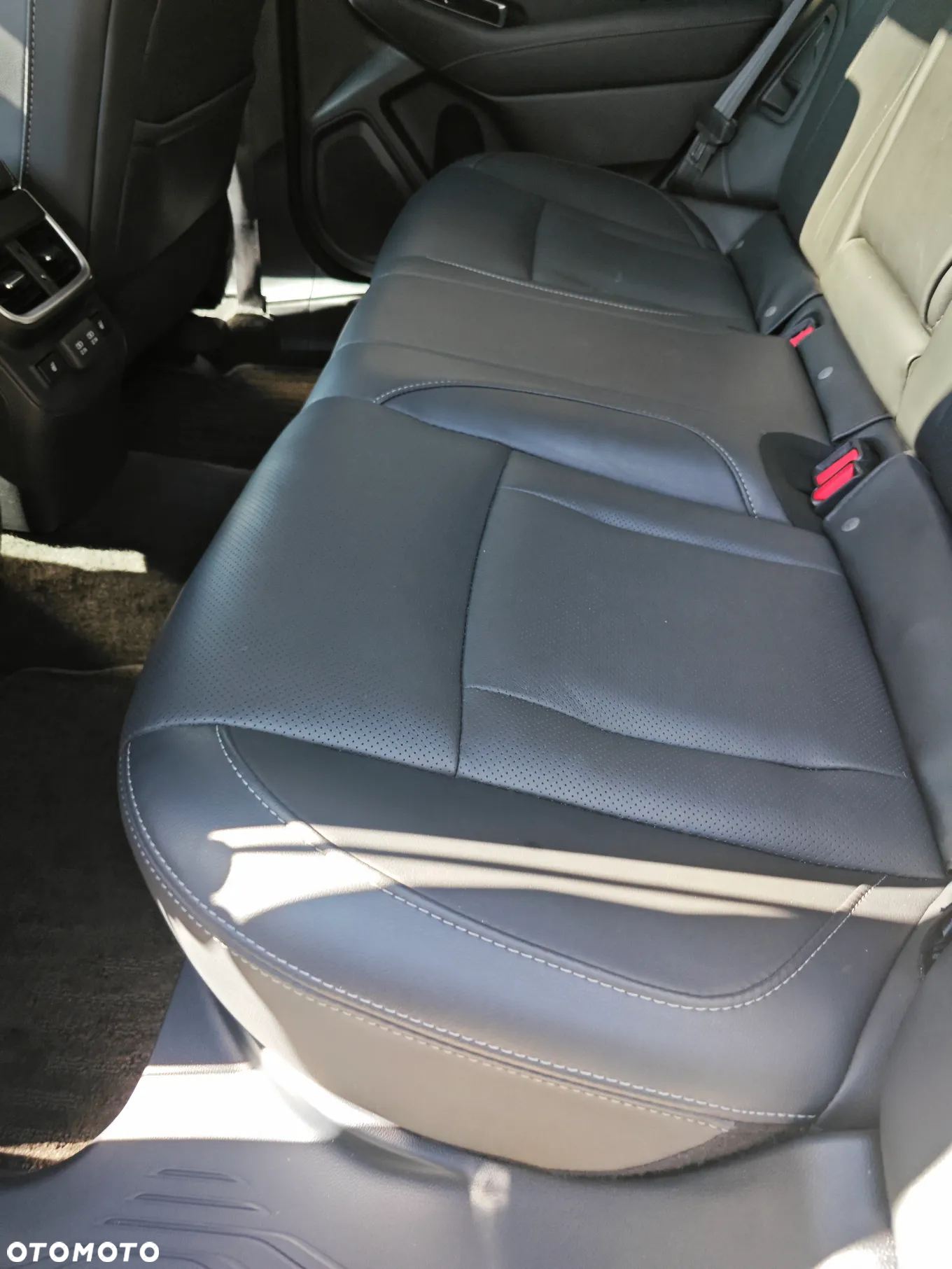Subaru Outback 2.5i Exclusive (EyeSight) Lineartronic - 13